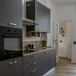 M11 Isola Apt, M3 Duomo Brera Eleganza E Comfort 아파트
