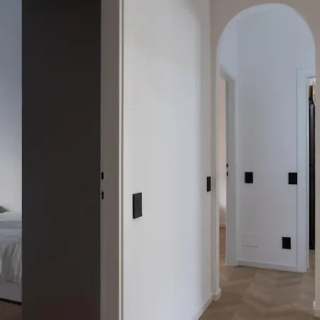 M11 Isola Apt, M3 Duomo Brera Eleganza E Comfort 밀라노
