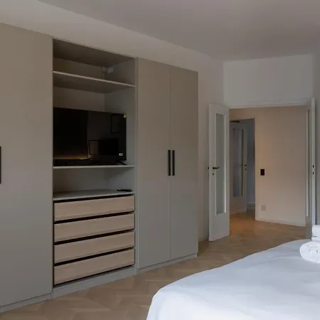 M11 Isola Apt, M3 Duomo Brera Eleganza E Comfort Appartement *